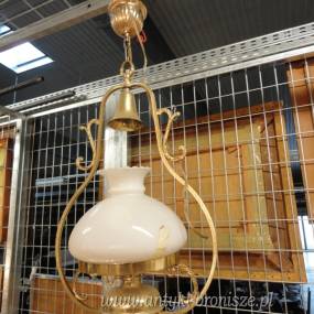 Lampa flamandzka, kopia lampy naftowej, 1-świecowa, ze szklanym kominkiem i mlecznym abażurem, w złotej armaturze