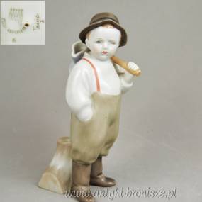 Chłopiec z dzbanem art deco Andreas Sinko Zsolnay lata30te wys.19cm