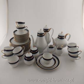 Zestaw porcelanowy kawowy dla 12 osób Hutschenreuther lata 60-70. XXw biel kobalt złoto