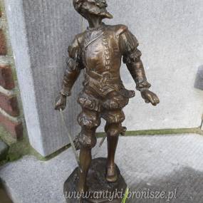Figura z brazu "Valentino", podpisana: Valentin - H:30cm -poz. 3954