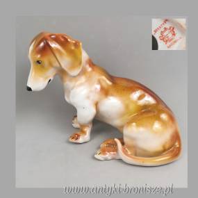 Jamnik siedzący duża figurka 20/15.5cm Steatyt Katowice lata 50te