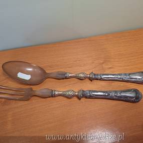 Sztucce do salaty z kosci z platerowa raczka, XIX w. - poz. 4082