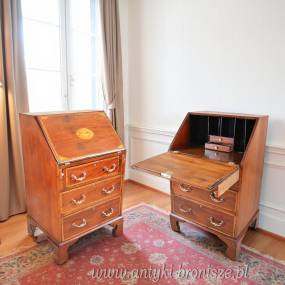 Sekretarzyk z mahoniu, intarsjowany, XIX/XX wiek po renowacji w politurze