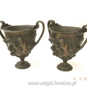 Przedmiot kolekcjonerski: Para waz /donic z brązu - poz. 2385