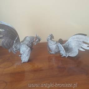 Koguty w ataku ( para ) z posrebrzanego metalu - poz. 3290