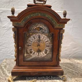 Zegar stołowy "John Thomas London - Warmink", drewniany wg modelu z XVII - poz. 4171