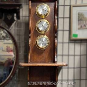 Drewniana stacja pogodowa – klasyczny zestaw meteorologiczny.