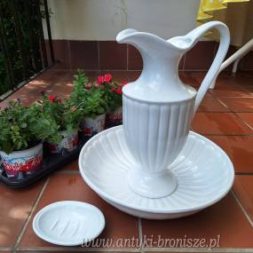 Zestaw toaletowy bialy ( 3 szt. ) - poz. 7123